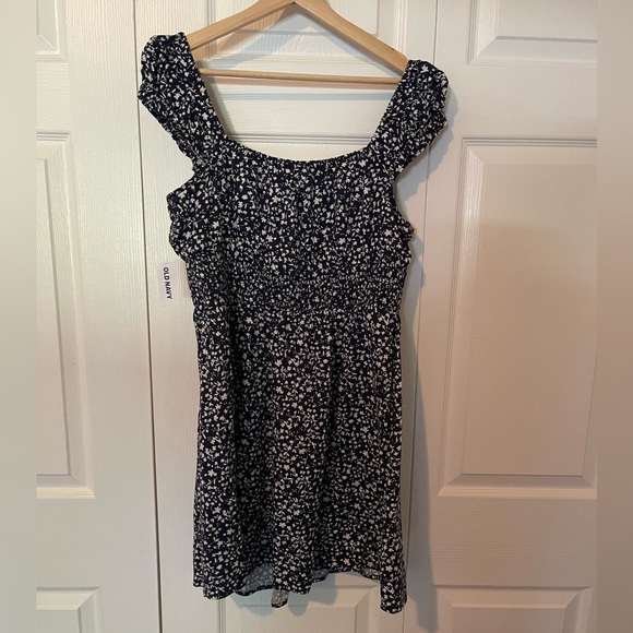 Blue & White Floral Dress: Old Navy - Picture 3 of 5